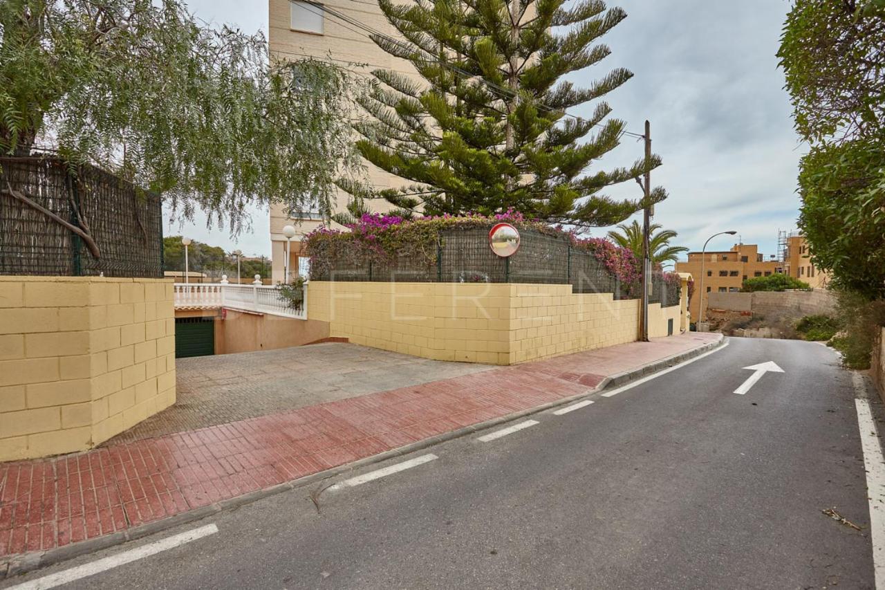 Beferent Urbaeuropa El Campello Exterior foto